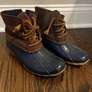Women’s Sperry Duck Boots; navy blue and brown; size 8; worn only once